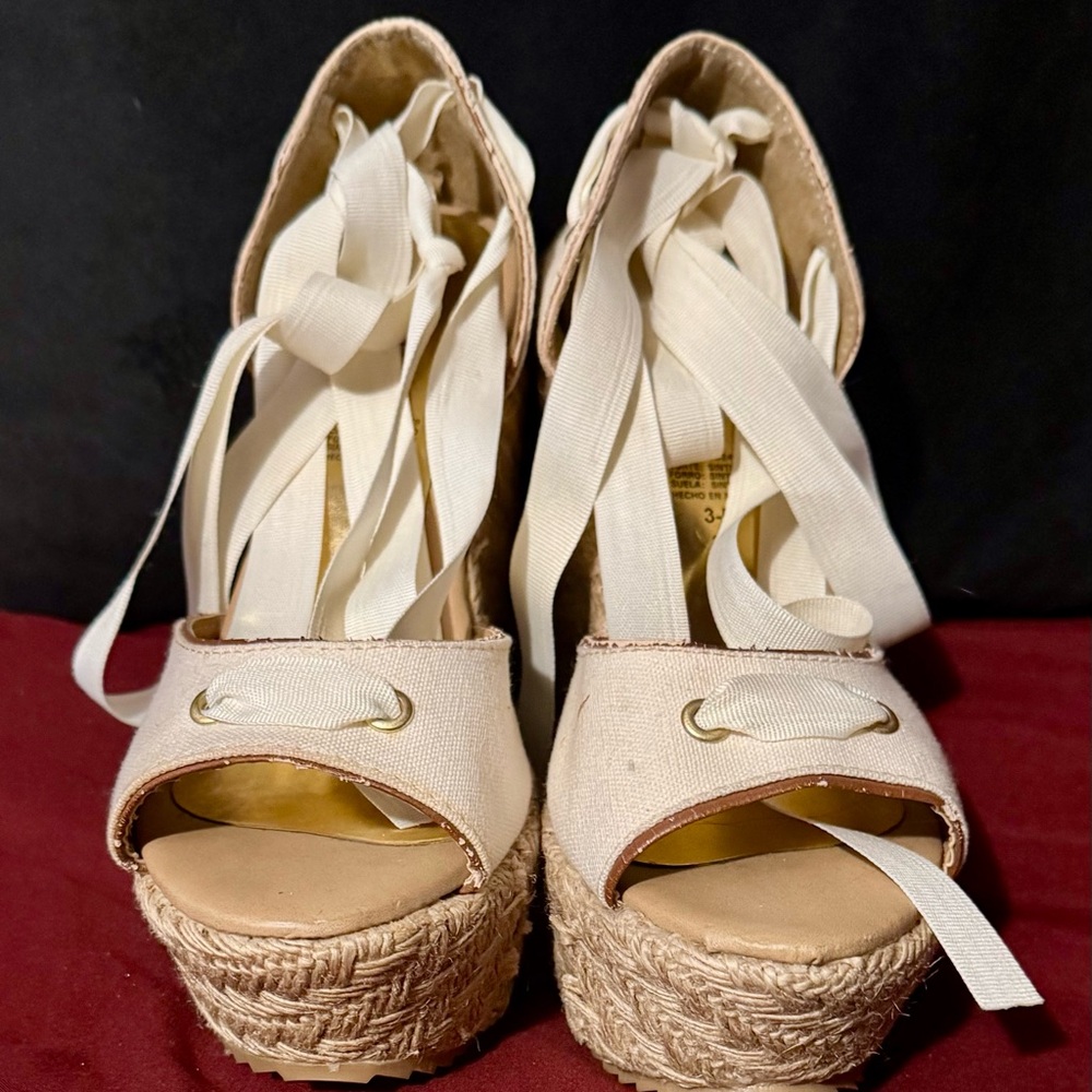 Stylish Cream Wedge Sandals